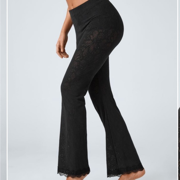 HALARA set - Picture 8 of 8